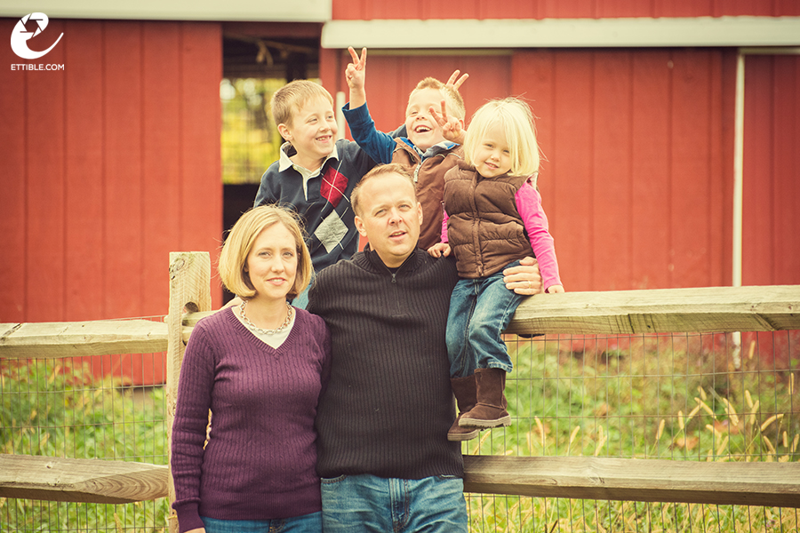 Kyle, Erin, and Family - Ohio Family Photos